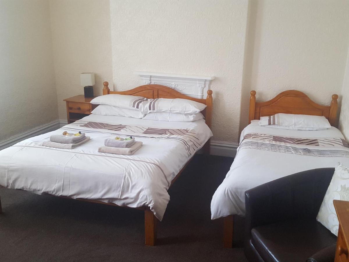 Globe Hotel Bude Kültér fotó